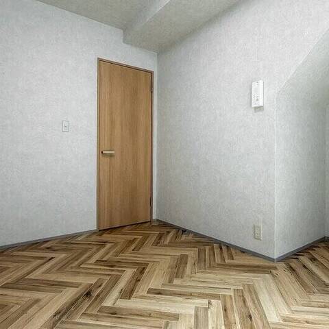 クレッセント武蔵新城イーストの室内写真