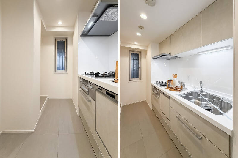 キッチンは3口コンロタイプで食洗機付き。リビングダイニングから奥まった位置にあるので、生活感を抑えられるのがうれしいポイント。背面には冷蔵庫やカップボードを置いても十分なゆとりがあります。