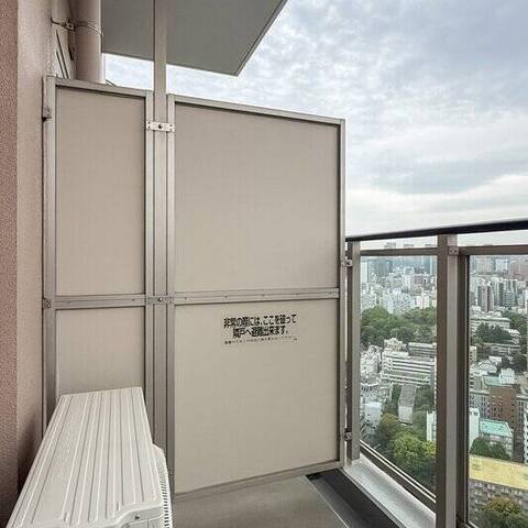 ルネッサンスタワー上野池之端の眺望・バルコニー写真