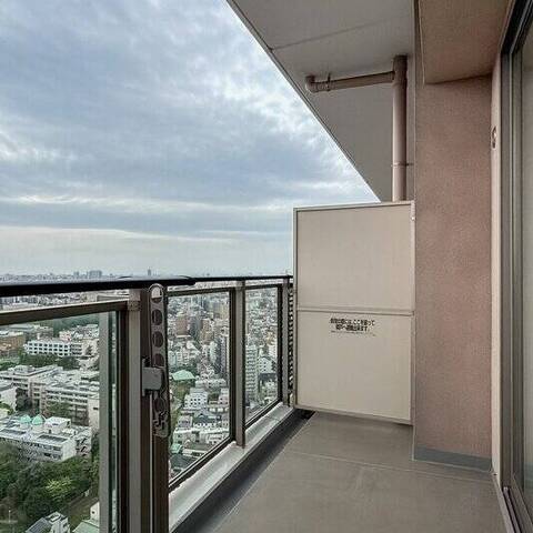 ルネッサンスタワー上野池之端の眺望・バルコニー写真