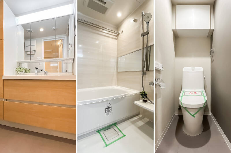 <b>左・</b>洗面室には収納がたっぷりと用意されています。／<b>中央・</b>ユニットバスは1316サイズ。追焚き機能と浴室乾燥機を完備しています。／<b>右・</b>トイレは廊下からアクセスする間取りです。