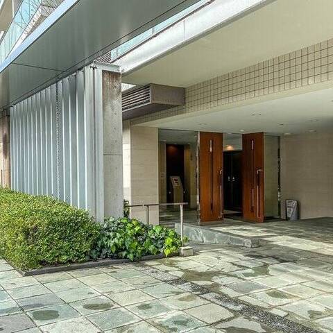 南平台ハウスの建物・共用部写真