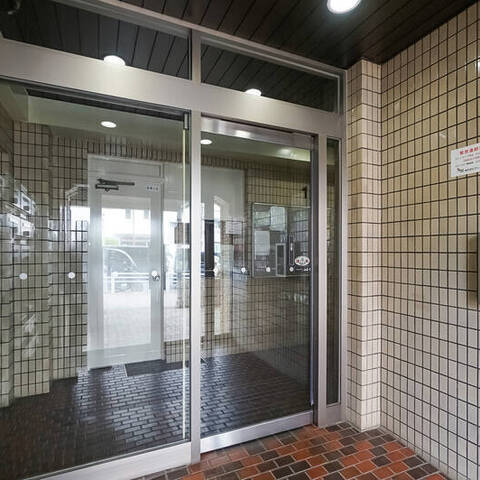 コーポラス幡ヶ谷の建物・共用部写真