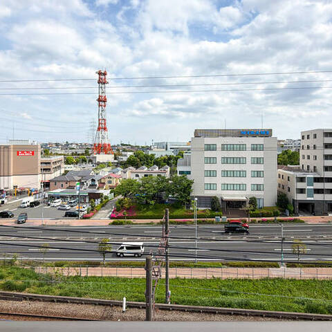 ヒルズ市が尾ブライトステージの室内写真