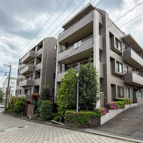 ヒルズ市が尾ブライトステージの室内写真