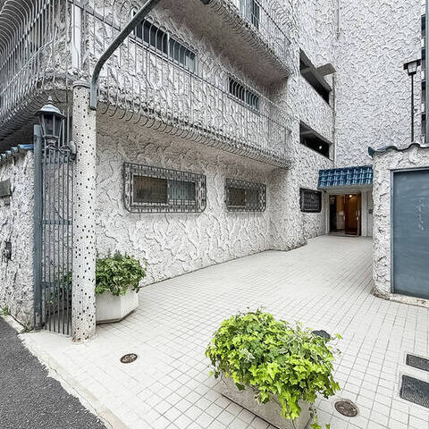 秀和高樹町レジデンスの建物・共用部写真