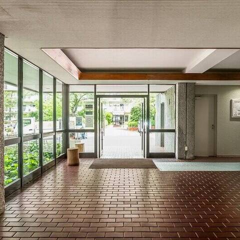 新松戸中央パークハウスＡ棟の建物・共用部写真