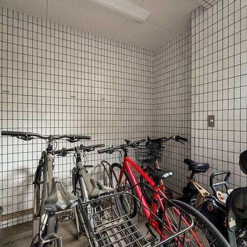 グランドメルシー駒沢の建物・共用部写真