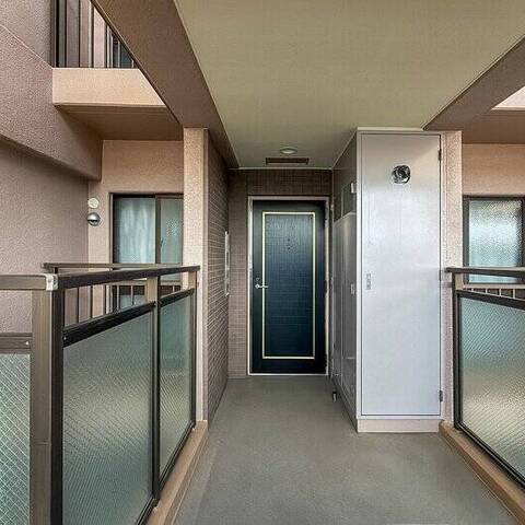 アスティオス鎌倉岩瀬の建物・共用部写真