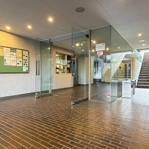 マンションニュー池尻の建物・共用部写真