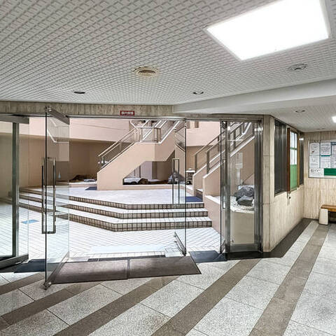 横浜平沼ダイカンプラザ1号館の室内写真