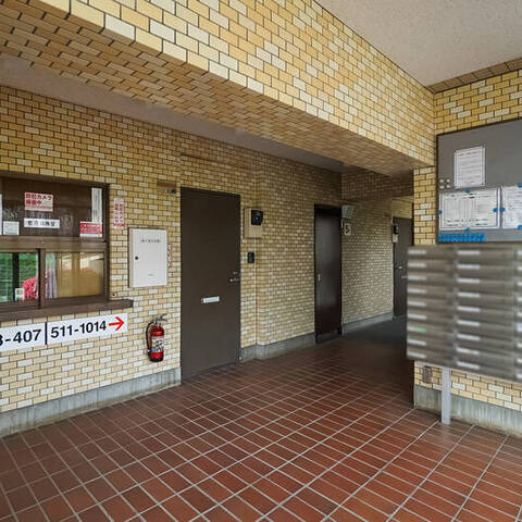 ニューウエルテラス宮前平C棟の建物・共用部写真