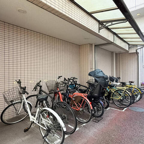 秀和溜池山王レジデンスの建物・共用部写真
