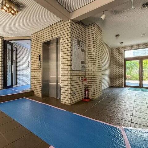 インペリアル八雲ハイムの建物・共用部写真