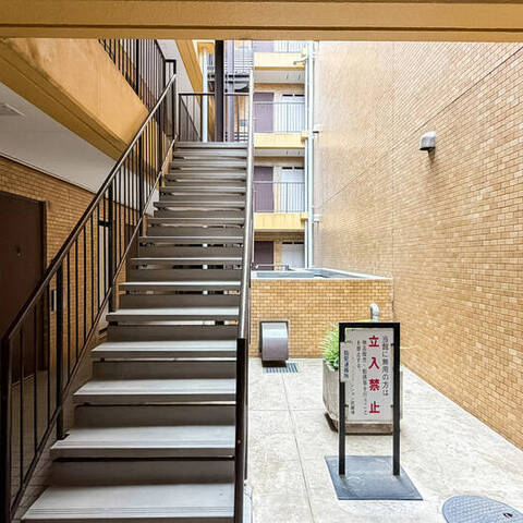 ライオンズマンション武蔵境の建物・共用部写真