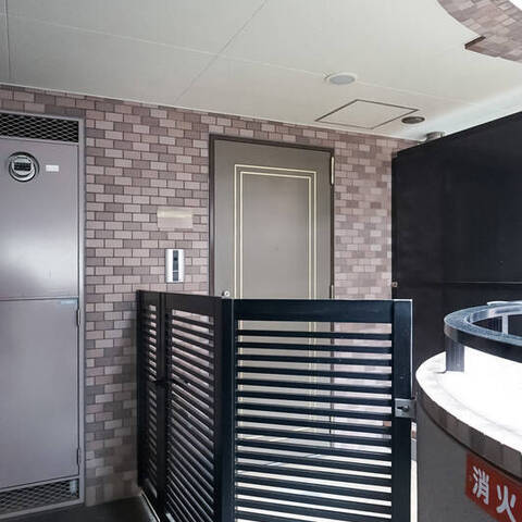クレッセント目黒青葉台の建物・共用部写真