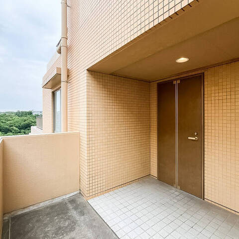 東急ドエル横浜ヒルサイドガーデン(1〜5番館)の建物・共用部写真