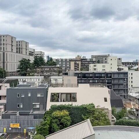 マジェスティハウス新宿御苑パークナードの眺望・バルコニー写真