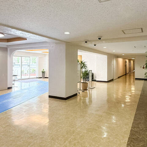 秀和幡ヶ谷レジデンスの建物・共用部写真