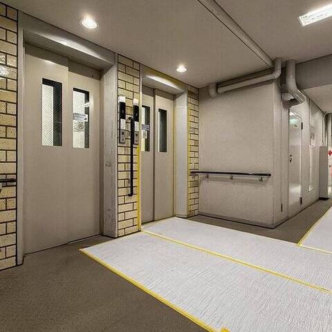 戸山マンションの建物・共用部写真