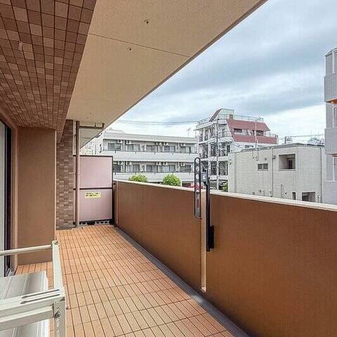 ナイスアーバン大島の室内写真