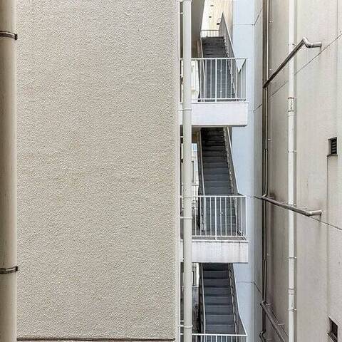 ヒルズ新宿御苑の室内写真