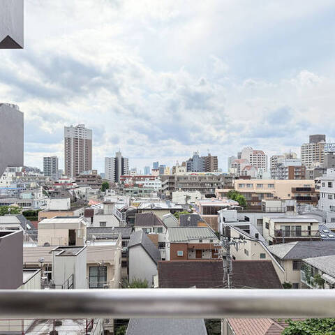 アゼリアコート新大久保の室内写真