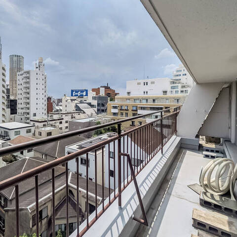 日商岩井代官山マンションの室内写真