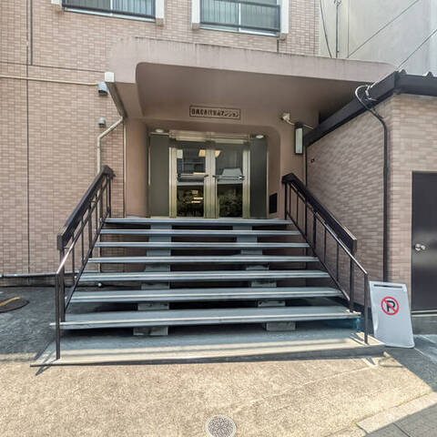 日商岩井代官山マンションの室内写真