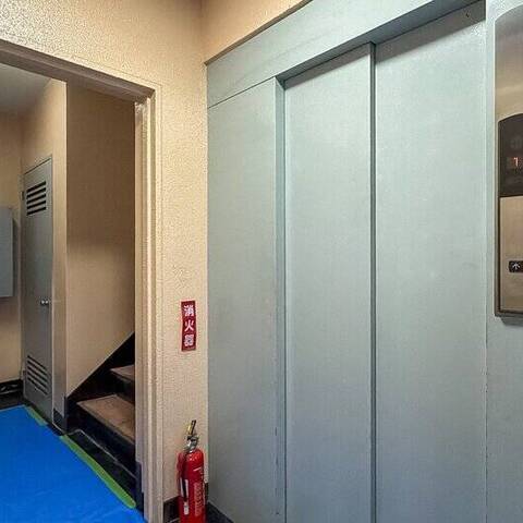 恵進マンションの建物・共用部写真