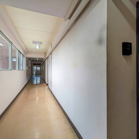 中銀上野パークマンシオンの建物・共用部写真