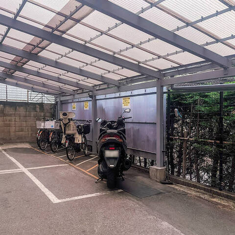 中銀上野パークマンシオンの建物・共用部写真