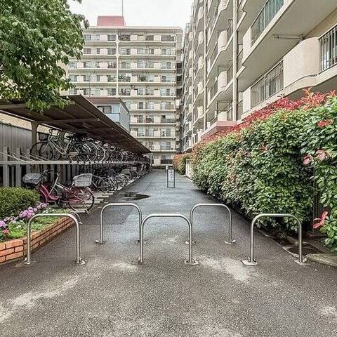 芦花公園スカイハイツの建物・共用部写真