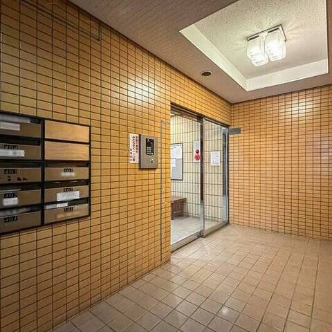 ナイスアーバン鶴見市場の建物・共用部写真
