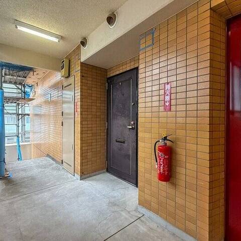 ナイスアーバン鶴見市場の建物・共用部写真