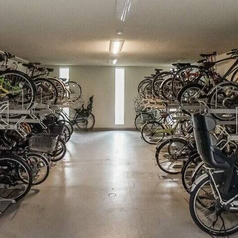 スカイクレストビュー東京の建物・共用部写真