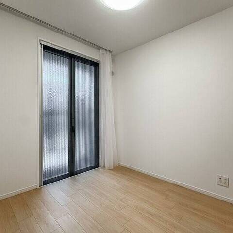 ＬＡＹＥＲＳ ＨＯＵＳＥ 杉並善福寺川公園の室内写真