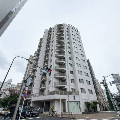 レグノラフィネ南青山の室内写真