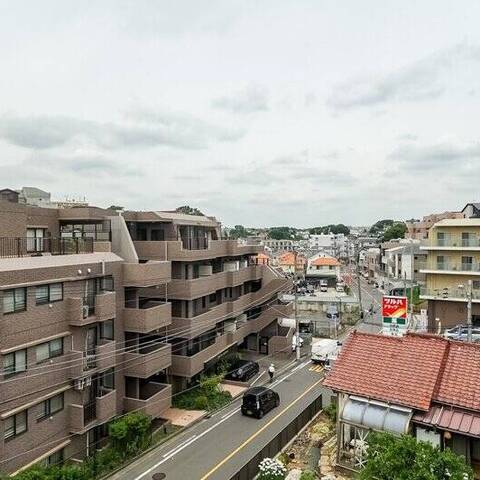 横浜東寺尾パークホームズの眺望・バルコニー写真