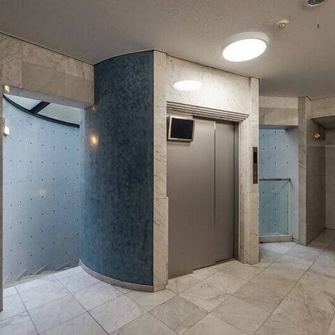 代々木上原マンションの建物・共用部写真