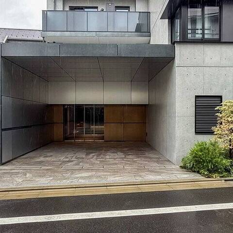 ピアース学芸大学レジデンスの建物・共用部写真