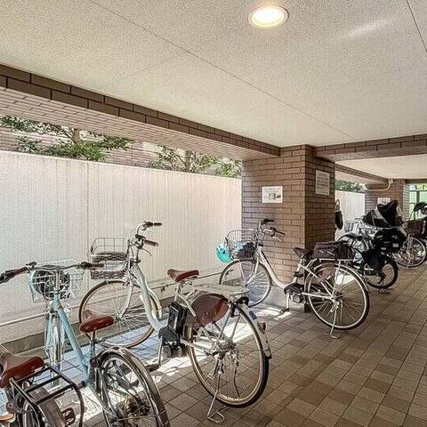 ライオンズヒルズ千石の建物・共用部写真
