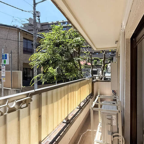 ボーン赤坂の室内写真