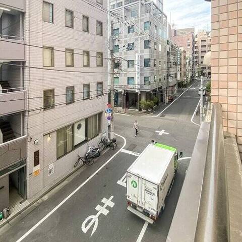 パロス新富町の建物・共用部写真