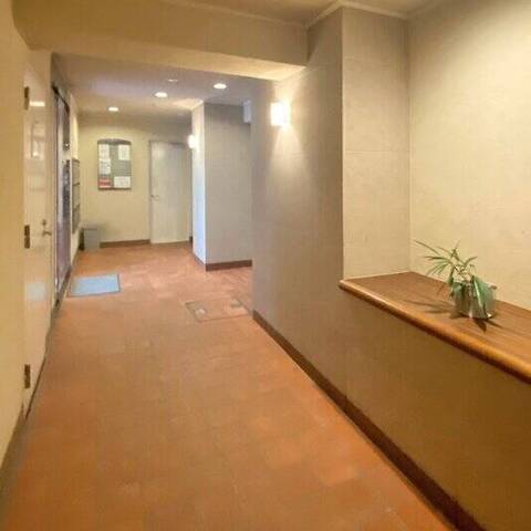 パロス新富町の建物・共用部写真