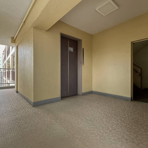 メゾンゴールドマンションの建物・共用部写真