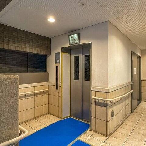 ライオンズマンション南長崎の建物・共用部写真