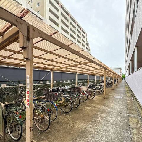 綱島住宅の室内写真