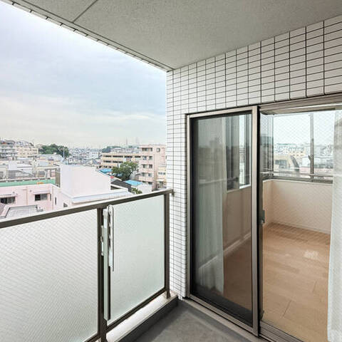 ロワール横浜大口の室内写真