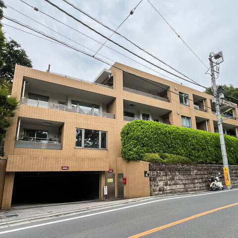 グランディオーゼ岡本の室内写真